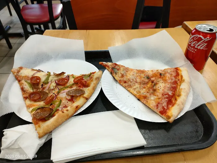 iPizzaNY- Times Square Picture 3