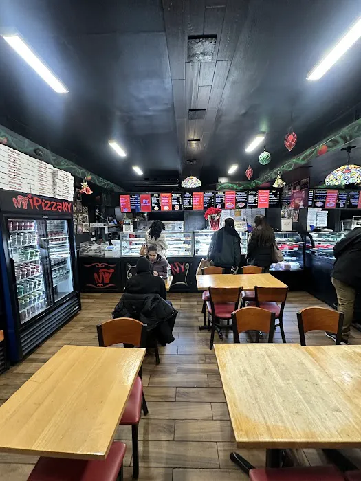 iPizzaNY- Times Square Picture 5
