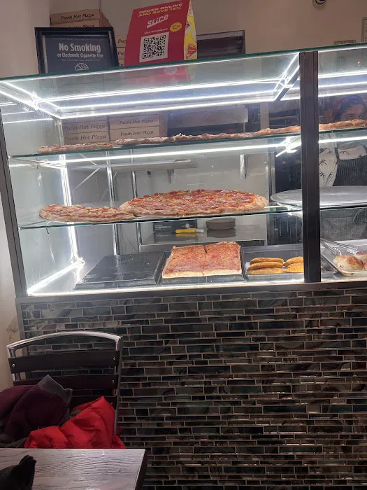 Royal Napoli Pizza Two Picture 9