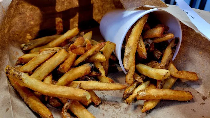 Five Guys Picture 6