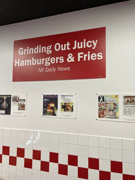Five Guys Picture 10