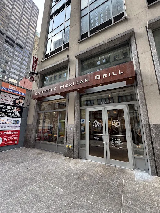 Chipotle Mexican Grill Picture 1