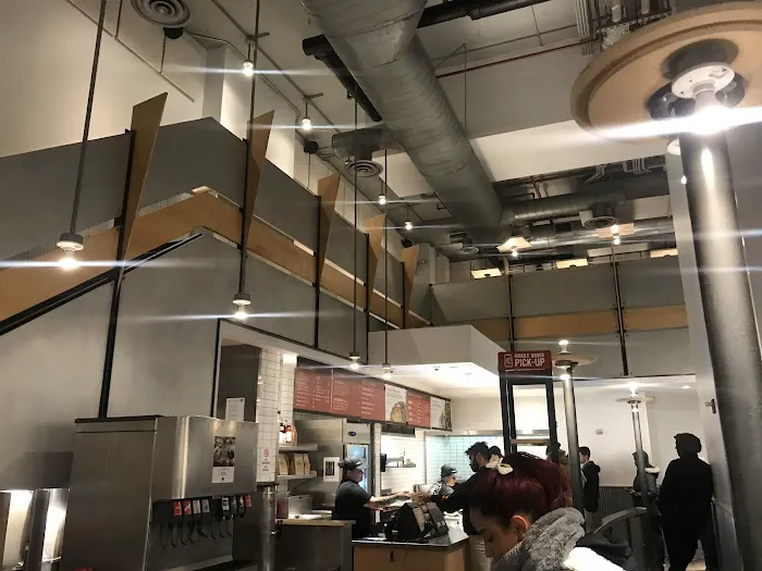 Chipotle Mexican Grill Picture 8