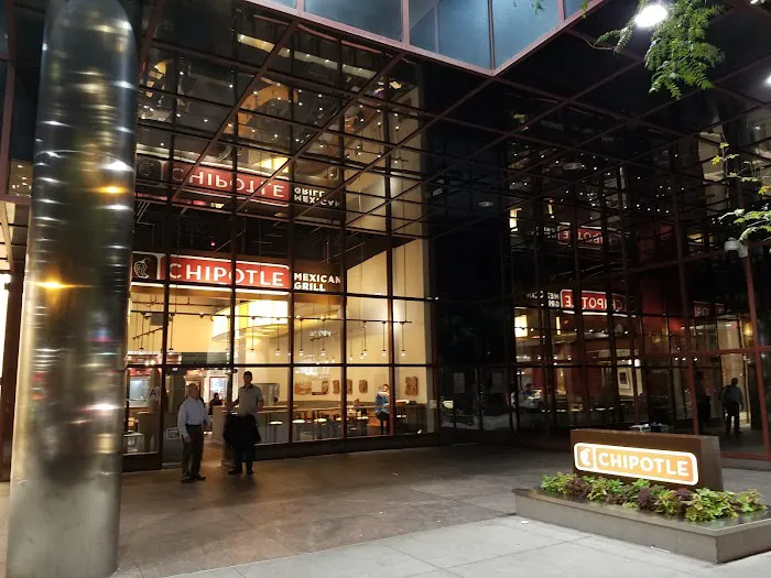 Chipotle Mexican Grill Picture 5
