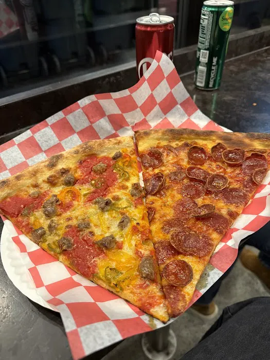 Upside Pizza Picture 3