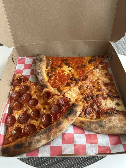 Upside Pizza Picture 6