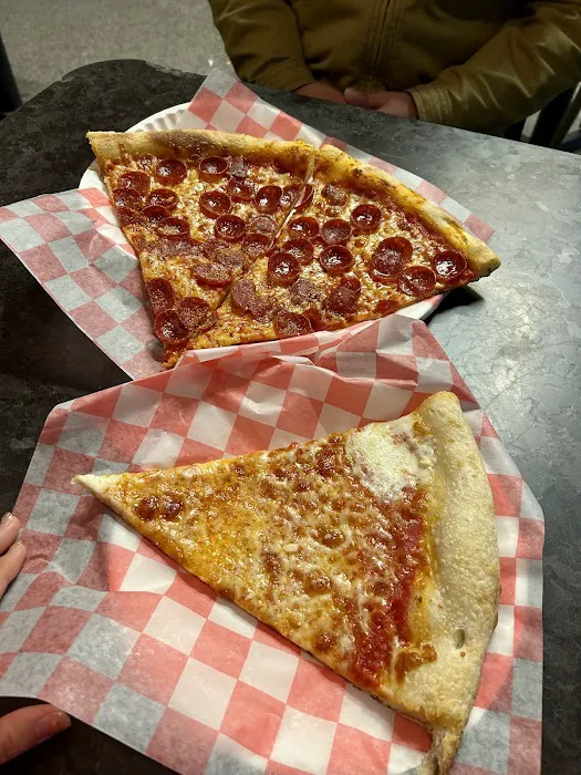 Upside Pizza Picture 9