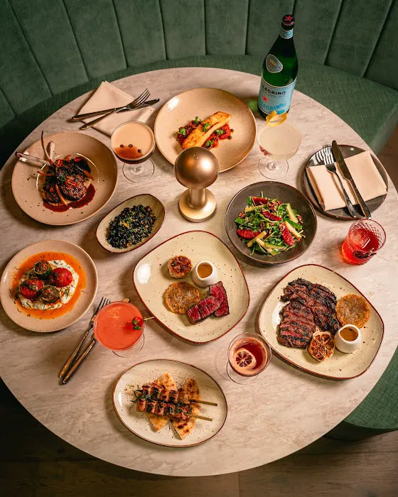 AMAVI Restaurant Picture 3