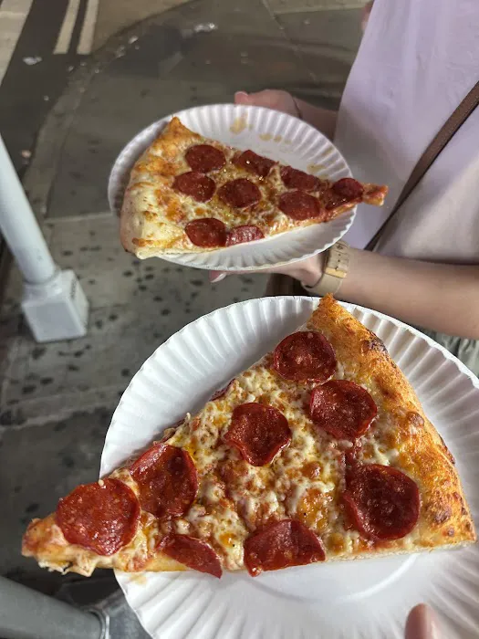 $1.50 Fresh Pizza Picture 2