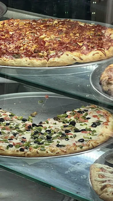 $1.50 Fresh Pizza Picture 8