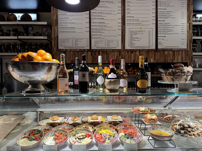 IT Italian Trattoria Picture 6