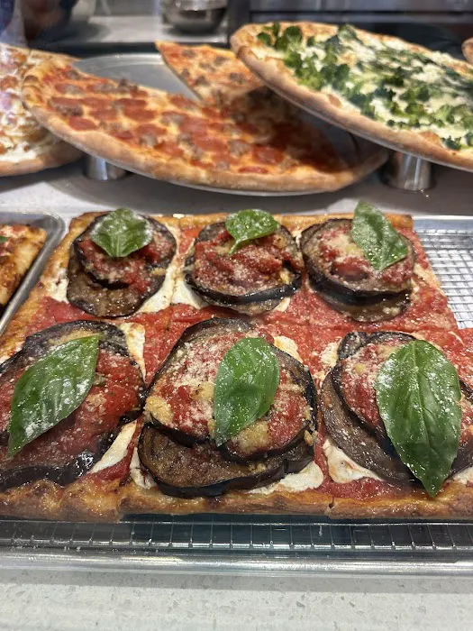 Made in New York Pizza Picture 8