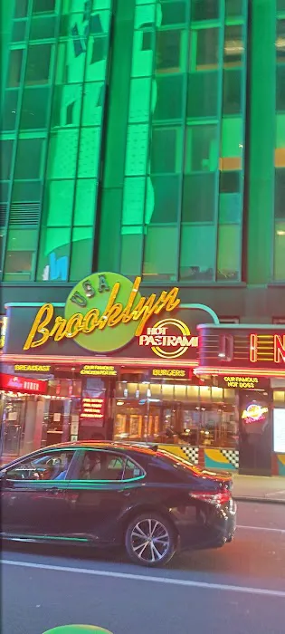 Hot Dogs 7th Ave Picture 7