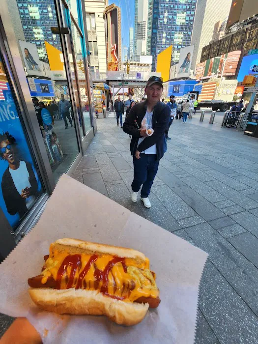 Hot Dogs 7th Ave Picture 10