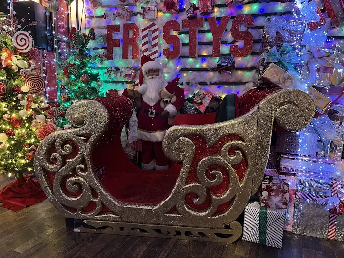 Frosty's Christmas Bar New York Picture 7