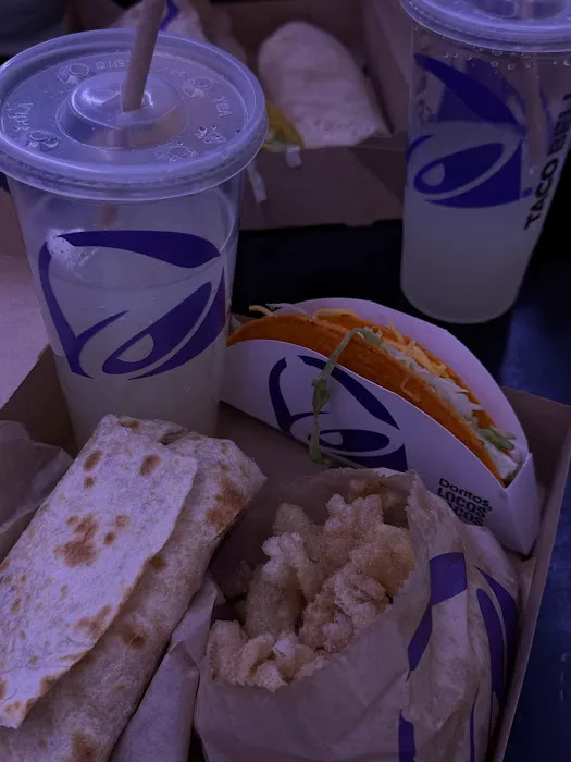 Taco Bell Cantina Picture 5