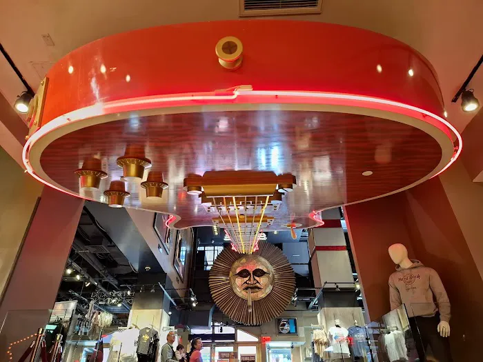 Hard Rock Cafe Picture 10