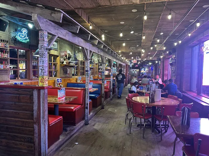 Bubba Gump Shrimp Co. Picture 3