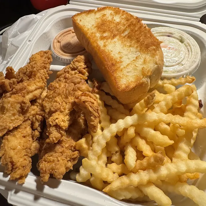 Raising Cane's Chicken Fingers Picture 5