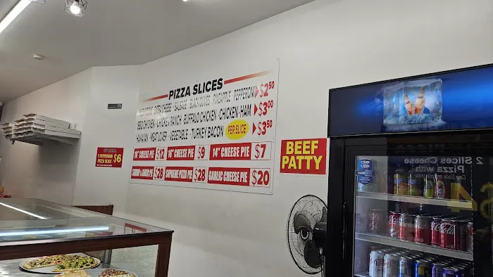 4 BOY PIZZA Picture 8
