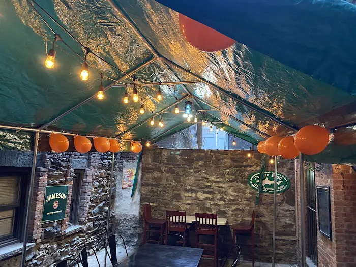 Hibernia Bar Picture 8