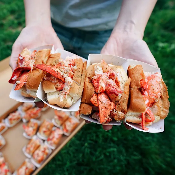 Luke's Lobster Grand Central Picture 3