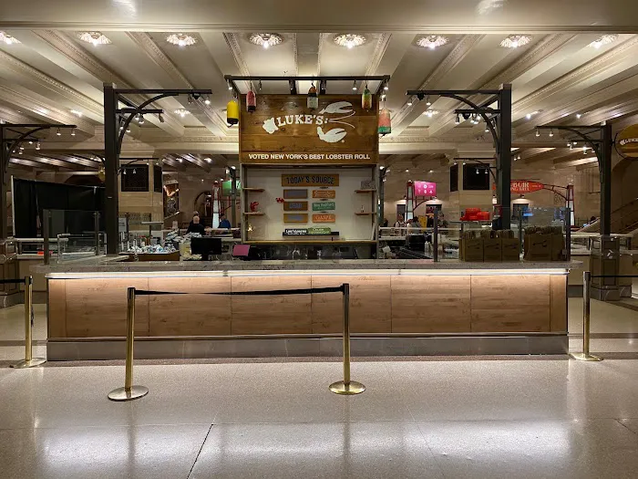 Luke's Lobster Grand Central Picture 2