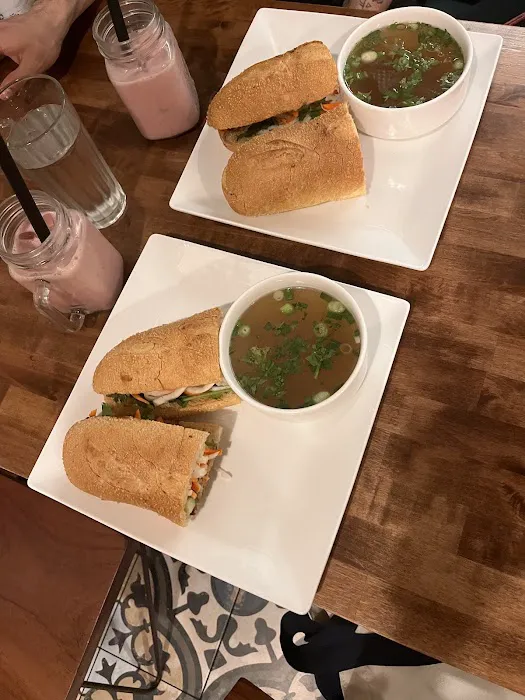 Mama Pho Picture 8
