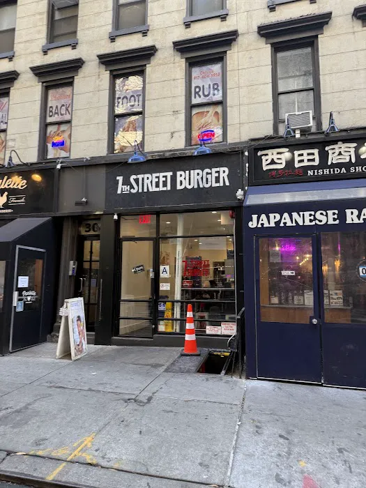 7th Street Burger Turtle Bay Picture 7