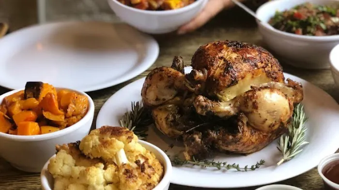 Poulette Rotisserie Chicken Picture 3