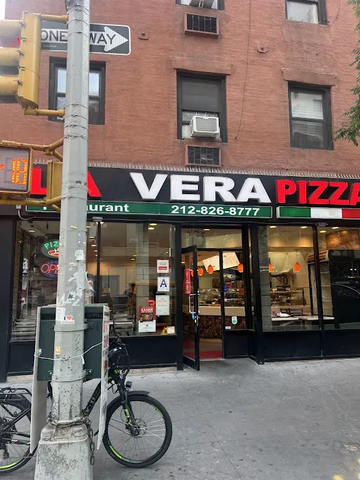 La Vera Pizzeria & Restaurant Picture 6