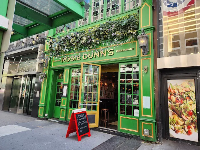 Rosie Dunn's Victorian Pub Picture 5