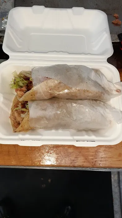 SADIQA HALAL FOOD Picture 7