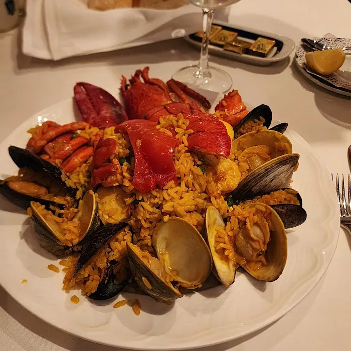 Toledo Restaurant Picture 4