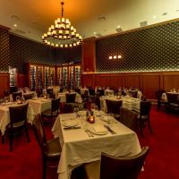 Royal 35 Steakhouse ico