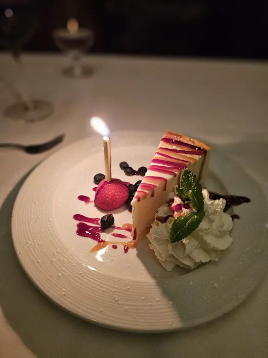 Royal 35 Steakhouse Picture 6