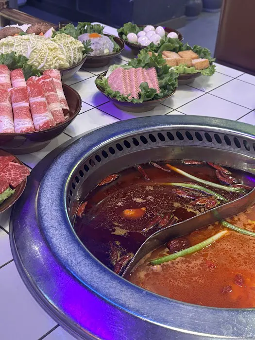 ER HOT POT 贰火锅 - 36th St Picture 2