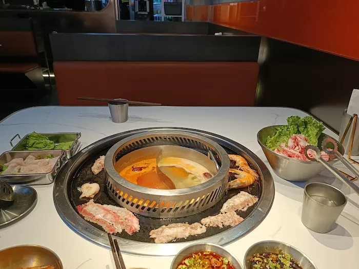 THREE-HOT-POT & BBQ Picture 7