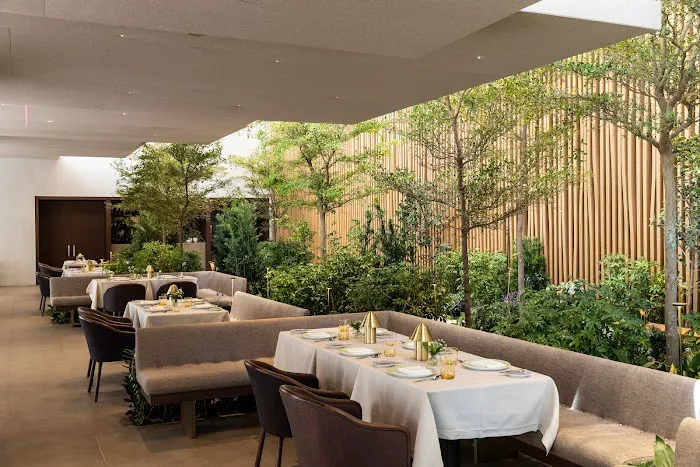 Le Pavillon Picture 3