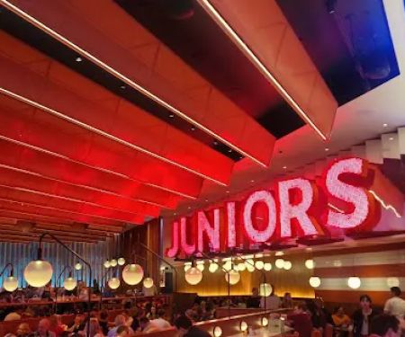 Junior's Restaurant & Bakery