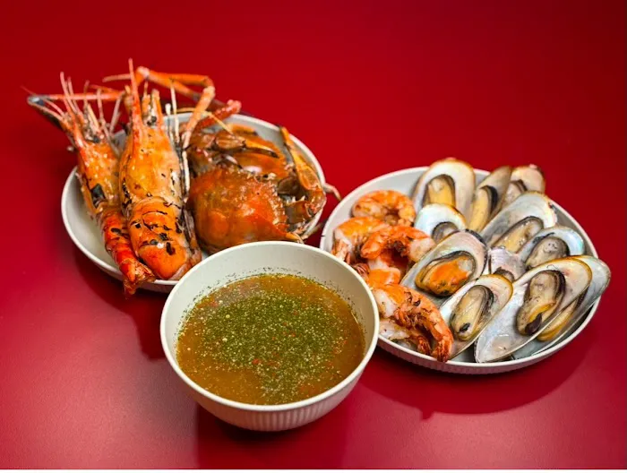 Eat Seafood - Times Square Picture 2