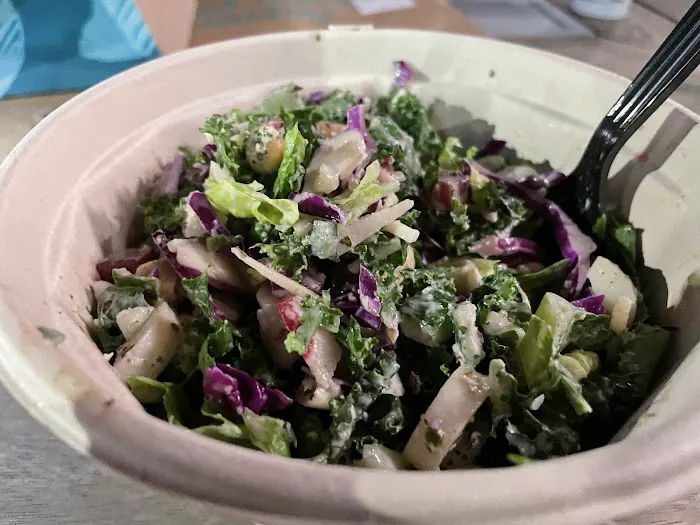 Chopt Creative Salad Co. Picture 5