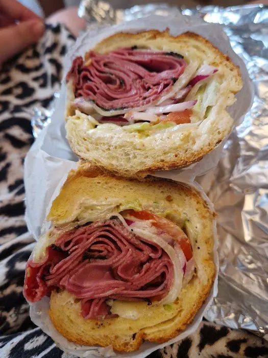 Shamas Deli Picture 3