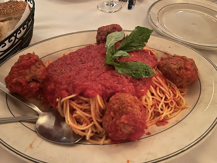 Tony's Di Napoli Picture 7