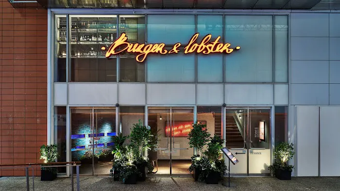 Burger & Lobster Bryant Park Picture 2