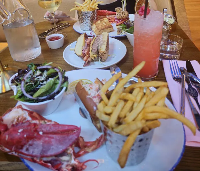 Burger & Lobster Bryant Park Picture 6
