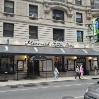 Mermaid Oyster Bar Times Square ico