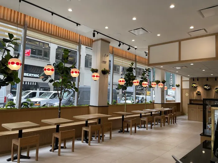 Sushi & Co-Broadway Picture 3