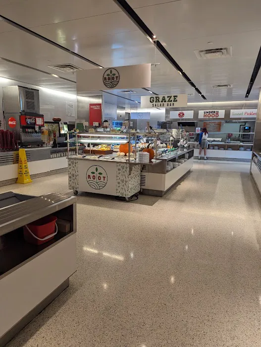 Fordham University Cafetería Picture 1