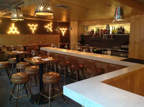 B Side Pizza Bar Picture 2